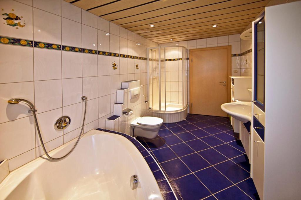Landhotel Rauchenwalderhof مايرهوفن الغرفة الصورة