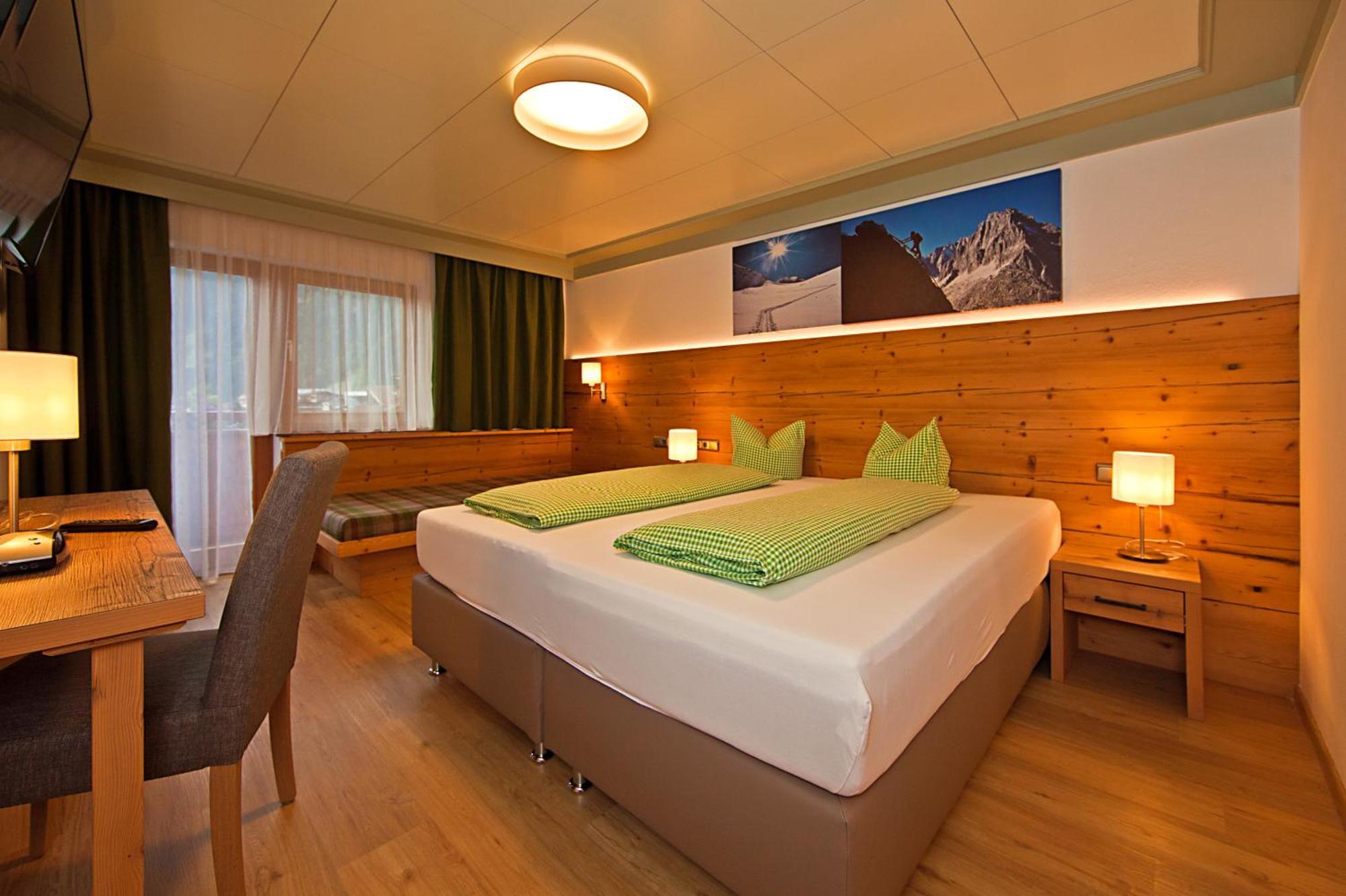 Landhotel Rauchenwalderhof مايرهوفن الغرفة الصورة